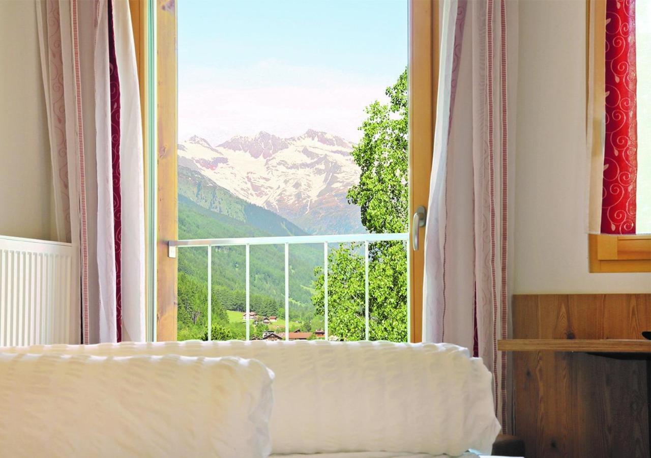 קולה איזארקו Pension Alpenhof B&B מראה חיצוני תמונה