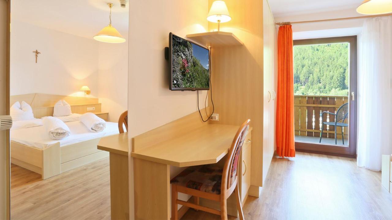 קולה איזארקו Pension Alpenhof B&B מראה חיצוני תמונה